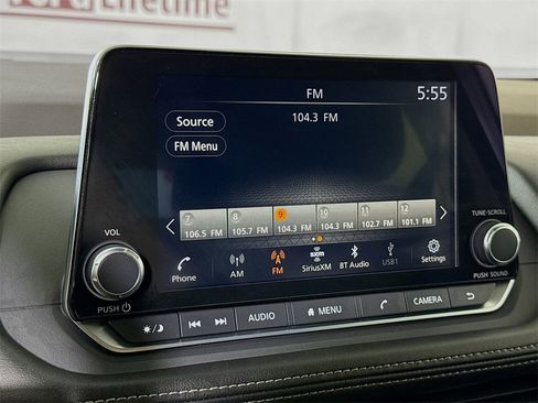 Certified 2023 Nissan Rogue SV image 7