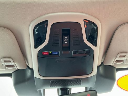 Certified 2025 Subaru Outback Limited w/ Popular Package #2 image 22