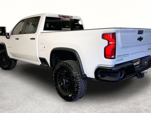 Used 2026 Chevrolet Silverado 2500 ZR2 AWD/4WD image 13
