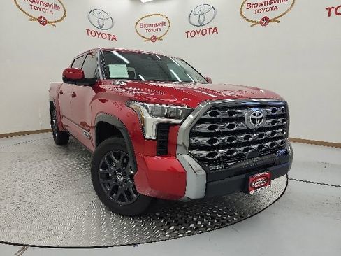 Used 2025 Toyota Tundra Platinum AWD/4WD image 1