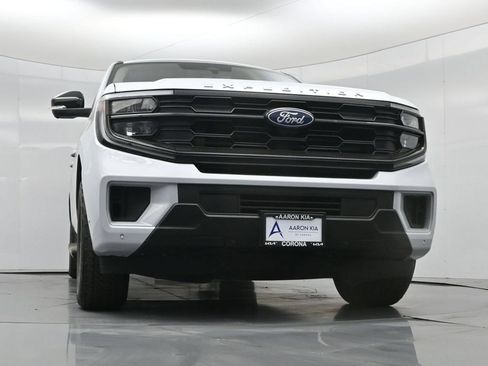Used 2025 Ford Expedition Max Active AWD/4WD image 52