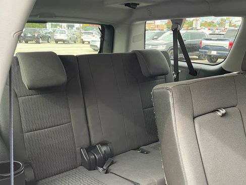 Used 2019 GMC Yukon XL SLE AWD/4WD image 10