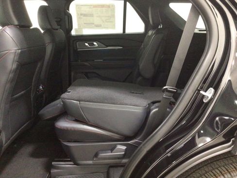 New 2026 Ford Explorer ST image 28