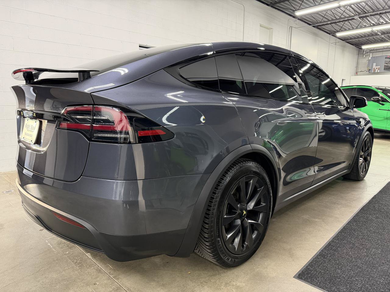Used 2023 Tesla Model X AWD/4WD image 4