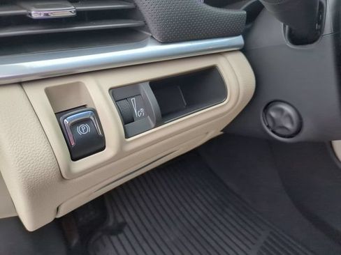 Used 2019 Cadillac XTS Luxury FWD image 18
