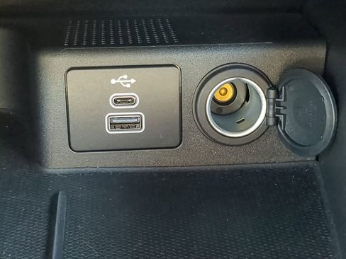 Used 2024 Ford Escape ST-Line w/ Equipment Group 301A image 18