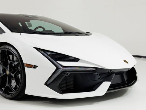 Used 2024 Lamborghini Revuelto AWD/4WD image 62