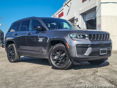 New 2026 Jeep Grand Cherokee Altitude