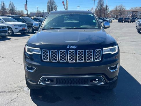 Used 2019 Jeep Grand Cherokee Overland AWD/4WD image 6