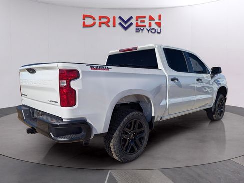 New 2026 Chevrolet Silverado 1500 Custom Trail Boss w/ LPO, Dark Essentials Package image 5