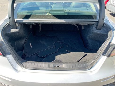 Used 2019 Nissan Maxima 3.5 SV w/ Floor Mat Group FWD image 26