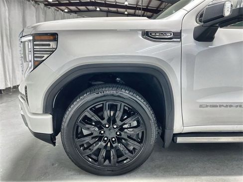 Used 2024 GMC Sierra 1500 Denali w/ Denali Reserve Package image 14