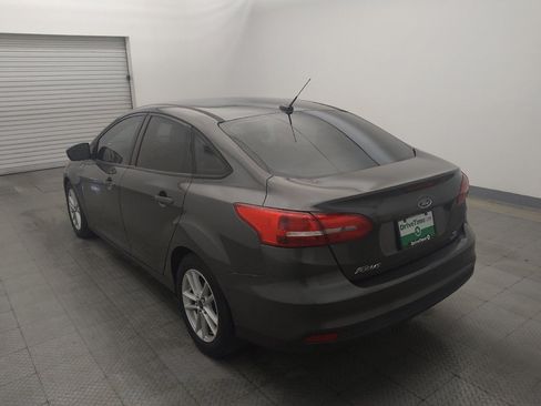 Used 2018 Ford Focus SE w/ Interior Protection Package FWD image 5