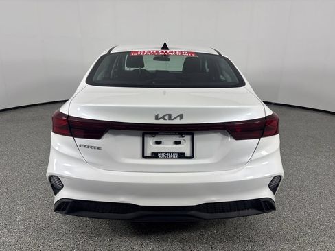 Used 2024 Kia Forte LXS FWD image 6