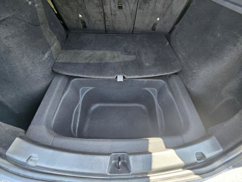 Used 2023 Tesla Model Y Long Range AWD/4WD image 71