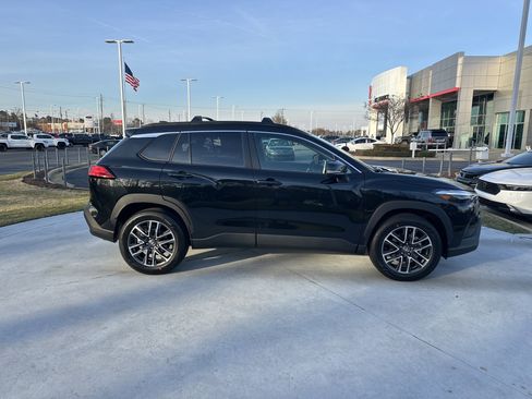 Certified 2026 Toyota Corolla Cross XLE w/ Convenience Package image 11