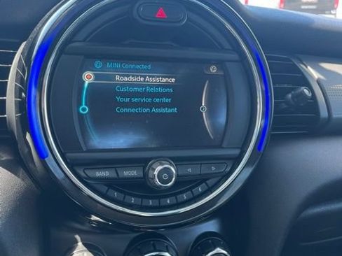 Used 2017 MINI Cooper 4-Door Hardtop FWD image 49