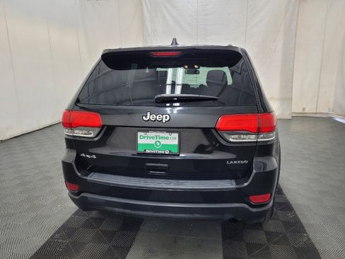 Used 2016 Jeep Grand Cherokee Laredo AWD/4WD image 7