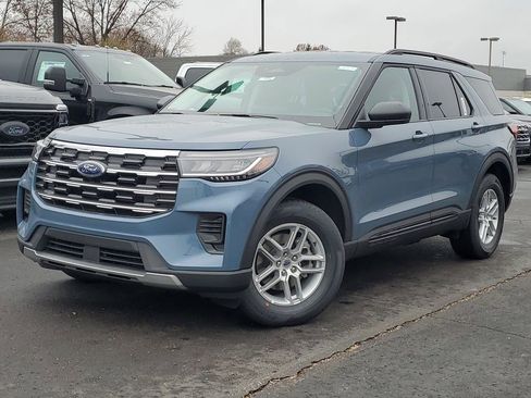 New 2026 Ford Explorer Active image 1