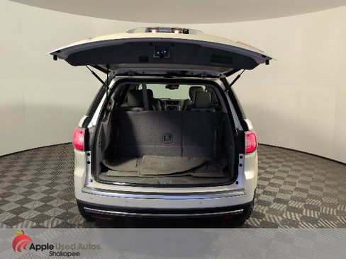 Used 2014 GMC Acadia SLT image 10