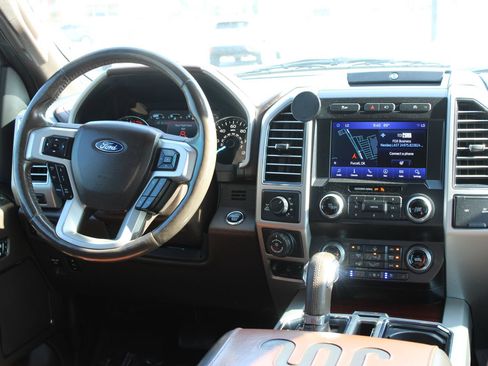 Used 2020 Ford F150 King Ranch w/ Equipment Group 601A Luxury AWD/4WD image 27