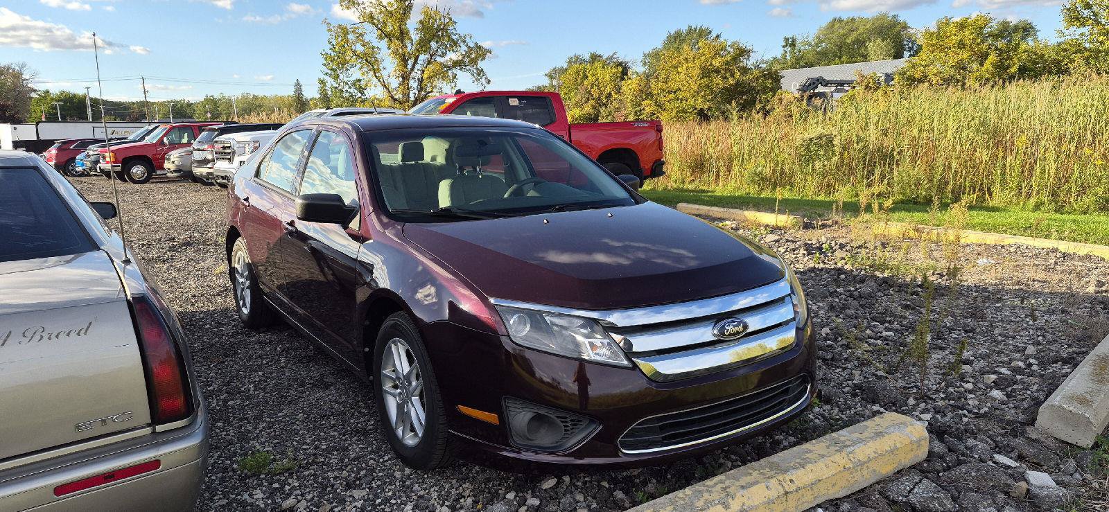 Used 2012 Ford Fusion S FWD image 2
