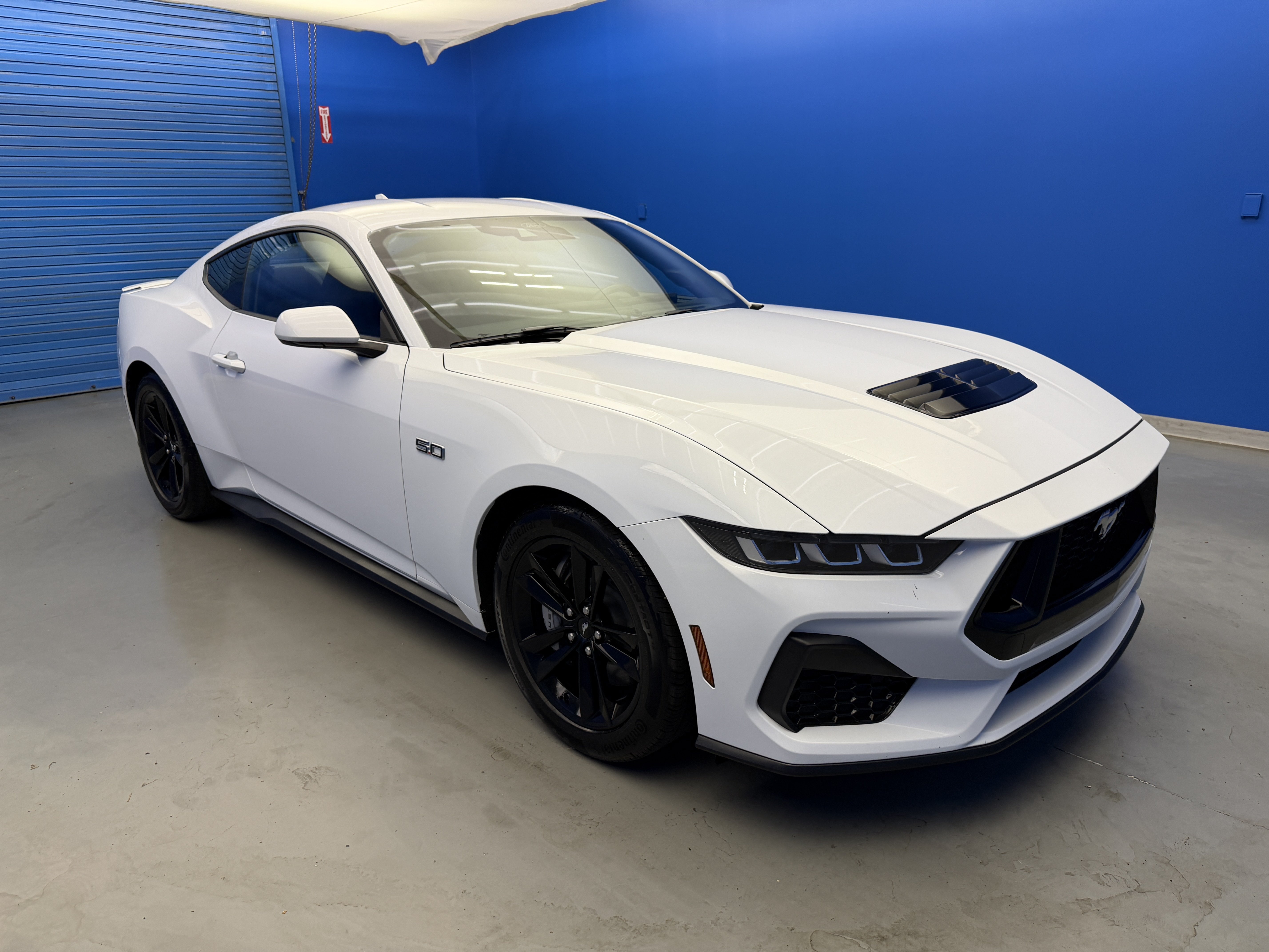 Used 2024 Ford Mustang GT RWD image 2