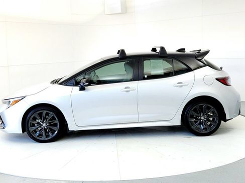 Used 2026 Toyota Corolla XSE FWD image 3