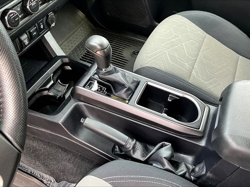 Used 2023 Toyota Tacoma TRD Sport AWD/4WD image 14