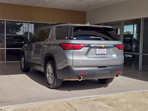 Used 2023 Chevrolet Traverse LT AWD/4WD image 5