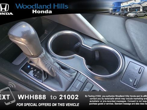 Used 2018 Toyota Camry XSE image 17