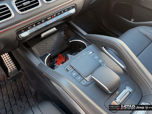 Used 2025 Mercedes-Benz GLS 450 4MATIC w/ AMG Line Exterior image 22