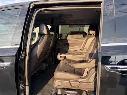 Used 2019 Honda Odyssey Elite image 11