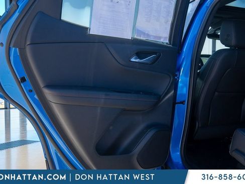 Used 2024 Chevrolet Blazer RS w/ Driver Confidence II Package FWD image 19