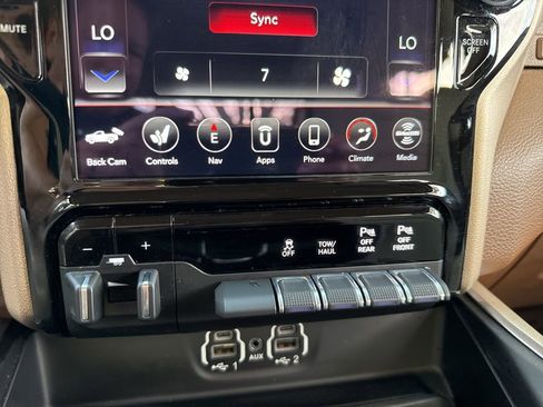 Used 2020 RAM 1500 Laramie RWD image 35