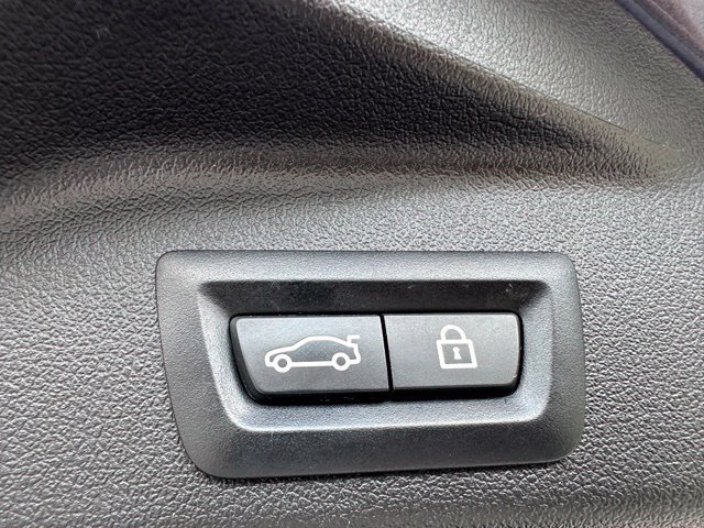 Used 2020 BMW X5 xDrive40i w/ Premium Package AWD/4WD image 16