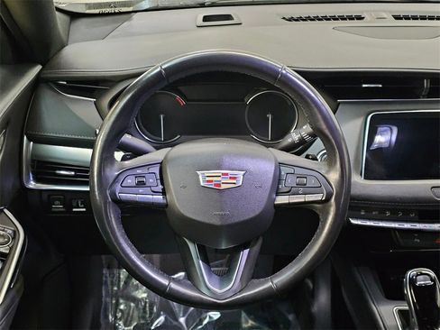 Used 2020 Cadillac XT4 Premium Luxury image 19