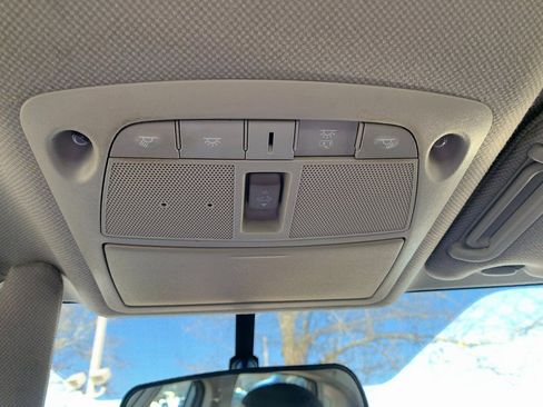 Used 2017 Nissan Sentra SV w/ Style Package image 19