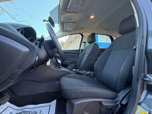 Used 2018 Ford Focus S image 10