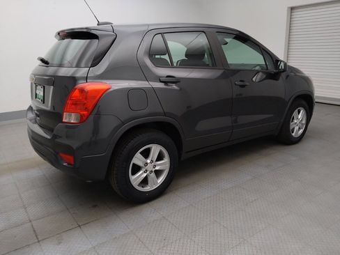 Used 2020 Chevrolet Trax LS FWD image 10