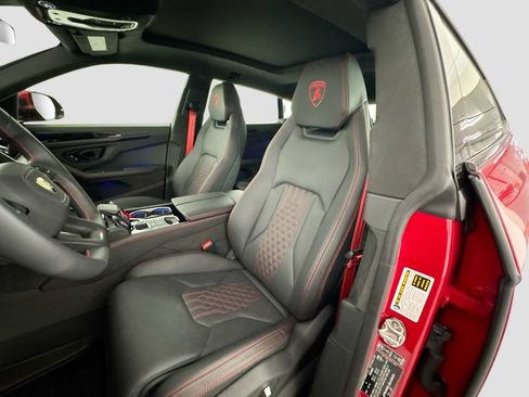 Used 2025 Lamborghini Urus S AWD/4WD image 22