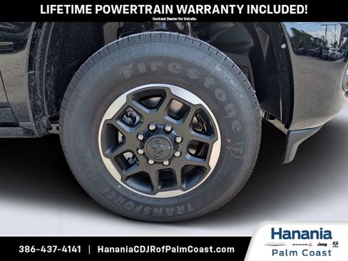 New 2026 RAM 2500 Laramie AWD/4WD image 10