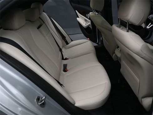 Used 2020 Mercedes-Benz E 450 E 450 image 24