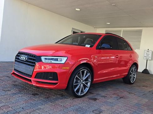Used 2018 Audi Q3 2.0T Premium Plus w/ S Line Competition Package image 3