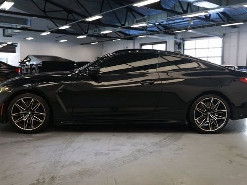 Used 2021 BMW M4 Competition w/ Executive Package image 4