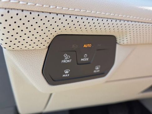 New 2026 Volkswagen Atlas SE image 26