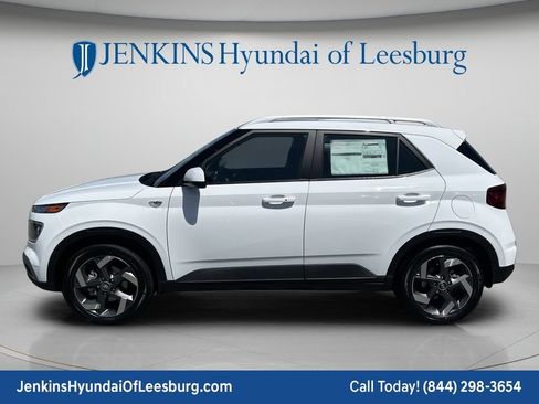 New 2026 Hyundai Venue SEL FWD image 9