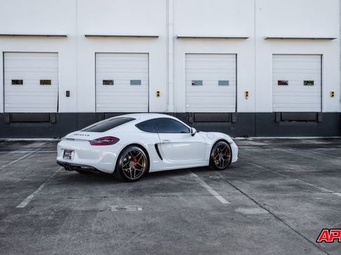 Used 2014 Porsche Cayman S image 19