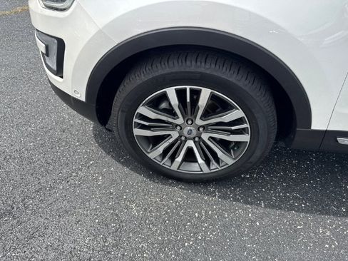 Used 2017 Ford Explorer Platinum AWD/4WD image 11