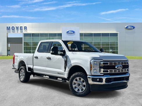 Used 2024 Ford F250 XLT image 1